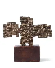 François Stahly, Senza titolo, 1966, scultura in bronze a patina bruno-dorata