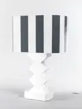 J2l, Omaggio a Constantin Brancusi e Daniel Buren