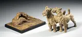 Guido Cacciapuoti, Coppia di Airedale Terrier, Scutura in terraglia patinata