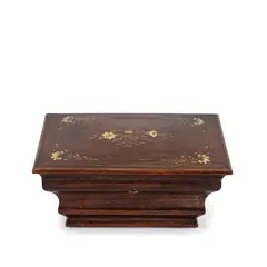 Senza titolo by A Rosewood Veneered Box & Some Scratches Wear, offered Nov 2016