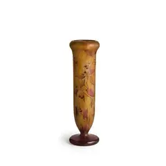Senza titolo by A Daum Glass Vase, France, Circa 1910, offered Mar 2017