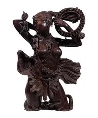 Mhende by Peter Chikumbirike, Sculpture, offered Oct 2024