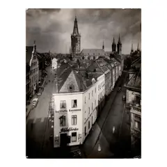 August Sander, Severinstrasse, Köln, c. 1935, Gelatin silver print; the photographer's Köln Lindenthal blindstamp on the image