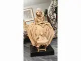 Guido Cacciapuoti, Terracotta lady with dog