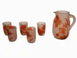 A glass pitcher and five glasses signed Gallé by Émile Gallé, 1904, con decoro a cammeo di fiori and foglie on base ghiacciata, offered Oct 2020