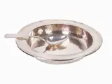A large sterling silver paella service tray by Graziella Laffi, 1923, di forma circolare alto bordo rovesciato, offered Oct 2020