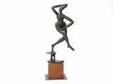 Iorio Vivarelli, Nude, 1922, bronze sculpture