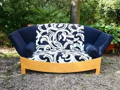 Hans Hollein, A "Mitzi" Sofa, Poltronova 1981, 1934, in legno d’acero imbottito e rivestito in stoffa nera e bianca con motivi a volute