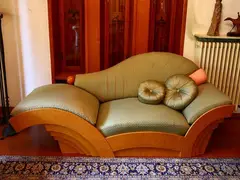 Hans Hollein, Sofa "Marilyn", Poltronova 1981, 1926, impiallacciato in radica di acero