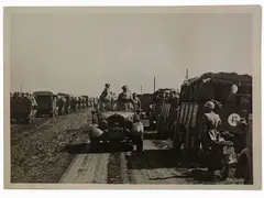Heinrich Hoffmann, Miscellanea di fotografie che ritraggono Hitler e Mussolini in Germania e a Firenze, 1941, 1885, lot of seven vintage gelatin silver prints
