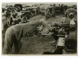 Henri Cartier-Bresson, The new chinese woman work in factories, 1961