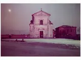 Luigi Ghirri, Cittanova di Modena Chiesa sulla via Emilia, 1985