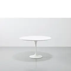 Senza titolo by A Dining Table By E. Saarinen, offered Dec 2018