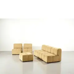 Senza titolo by A Modular Sofa, offered Jun 2019