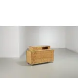 An Italian Chest Of Drawers, Senza titolo