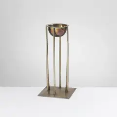 Untitled by Charles Rennie Mackintosh, Incensiere in metallo argentato Firma, offered Dec 2021
