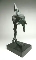 Laurence Isard, Kingfisher, bronze sculpture