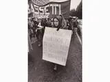Vezio Sabatini, Femministe in corteo 1977, 1939, vintage gelatin-silver print on baryta paper