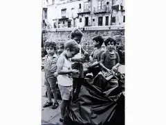 Alberto Roveri, Bambini a Palermo 1977, vintage gelatin-silver print on baryta paper