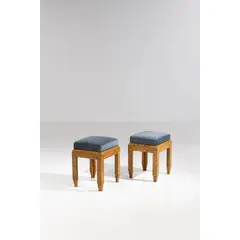 Senza titolo by A Pair Of Stools Attributed To O. Borsani, offered Jun 2022