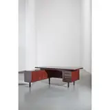 An Italian Desk, Senza titolo