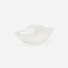 Alejandro Ruiz, Arausia bowl, 1997, iridized glass