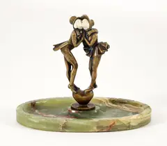 Peter Tereszczuk, Untitled, Bronze figures with carved inset faces embracing on a heart shaped plinth, green onyx base