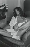 Antonio Guccione, Elle McPherson, 1992, Sul verso: firma