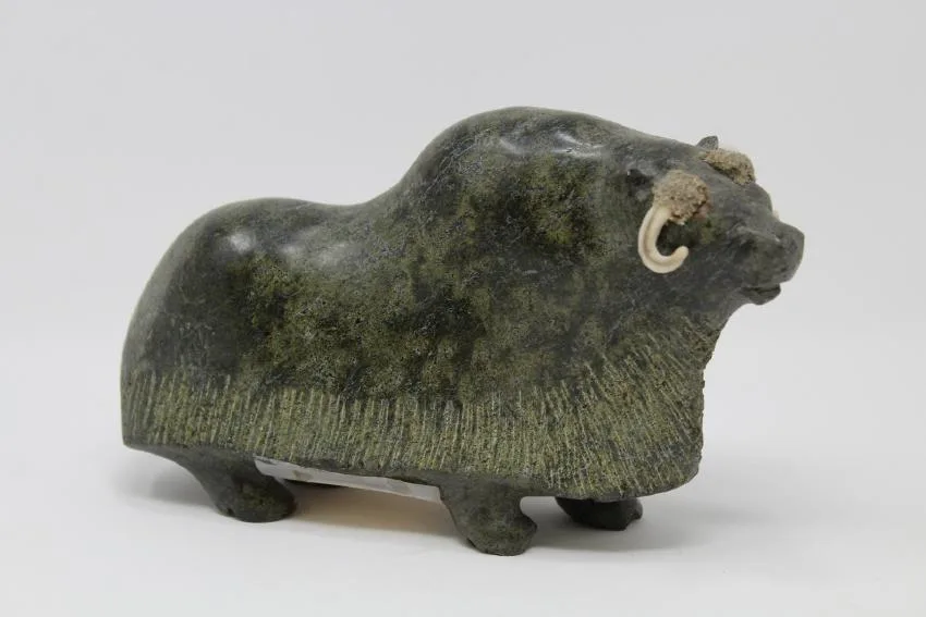 Jamesie Kootoo, Untitled, sculpture