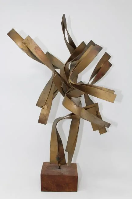Untitled by William Bowie, sculpture, offered Jul 2019