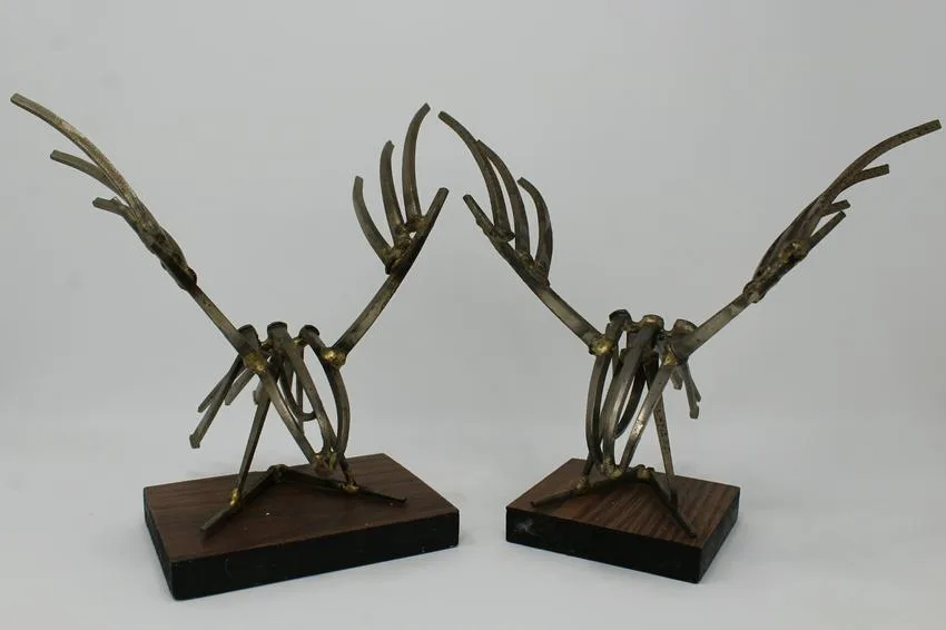 Untitled by Joseph Martinek, sculpture, offered Sep 2019