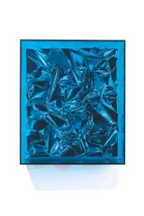 Anselm Reyle, Ohne Titel, 2011, Silberfolie auf Leinwand, in blauer Acrylglasbox