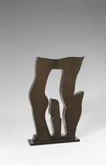 Jean Arp, Das Ding auf der Schwelle“ („Objet sur le seuil/Object on the threshold“), 1959, Bronze mit dunkelbrauner Patina
