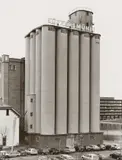 Bernd und Hilla Becher, GRAIN ELEVATOR DUISBURG, D., 2002, Silbergelatineabzug
