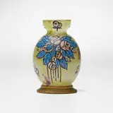Robj, Vase with mount