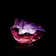 Dale Chihuly, Ultramarine Macchia with Emerald Lip Wrap, 1988, hand-blown glass