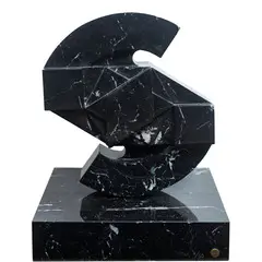Giò Pomodoro, Orciano di Pesaro 1930 - Milano 2002 / Sole, marble nero del belgio