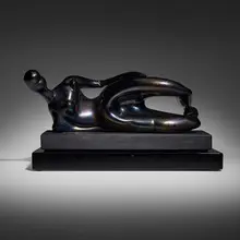 Pino Signoretto, Reclining nude figure, c. 1985, hot-worked and iridized glass