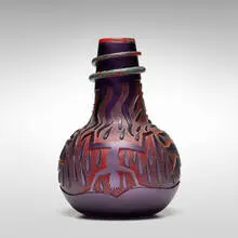 Dan Dailey, Equilibrium Man, 1992, blown glass with sandblasted surface drawing, acid polish and vitreous enamel