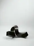 Clement Lyon Meadmore, Curl, 1967, Stahl, bemalt
