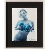 Bert Stern, Brooklyn 1929 - Manhattan 2013 / Marilyn blu classic roses, 2010, Stampa alla gelatina d'argento