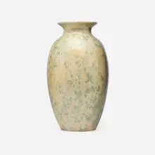 Mougin, Vase