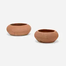 Hans Sumpf Co., Hose pots, set of two, earthenware