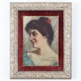 Vincenzo Caprile, Napoli 1856 ; 1936 / Volto di donna con fiore tra i capelli / Firmato V Caprile in basso a sinistra