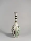 Bouteille gravée by Pablo Picasso, 1954, Vase, weißer Ton, graviert, mit Engoben- und Paraffinbemalung, teilweise glasiert. Höhe: 44,5 cm (17 ½ in.); ceramic, Ma, sold Jun 2017