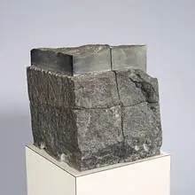 Seiji Kunishima, Stone Work 79-1, 1979, Granite