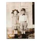 August Sander, Bürgerkinder (Middle Class Children), 1925, photograph