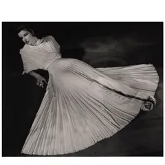 Alfred Eisenstaedt, Katharine Hepburn in Pleated Dress ('The Philadelphia Story'), 1939, Gelatin silver print