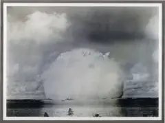 Thomas Ruff, bi01“ (aus der Serie „jpegs“), 2007, C-Print, Diasec, im Künstlerrahmen