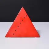 Lucio Fontana, PIRAMIDE (Red), Sculpture